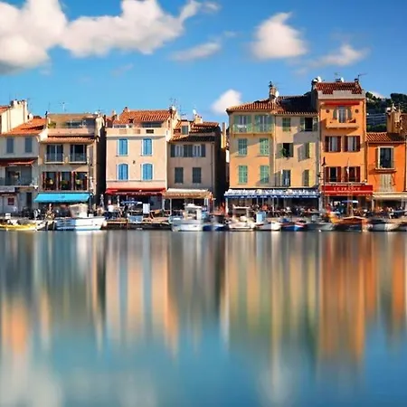 Calypso Apartment