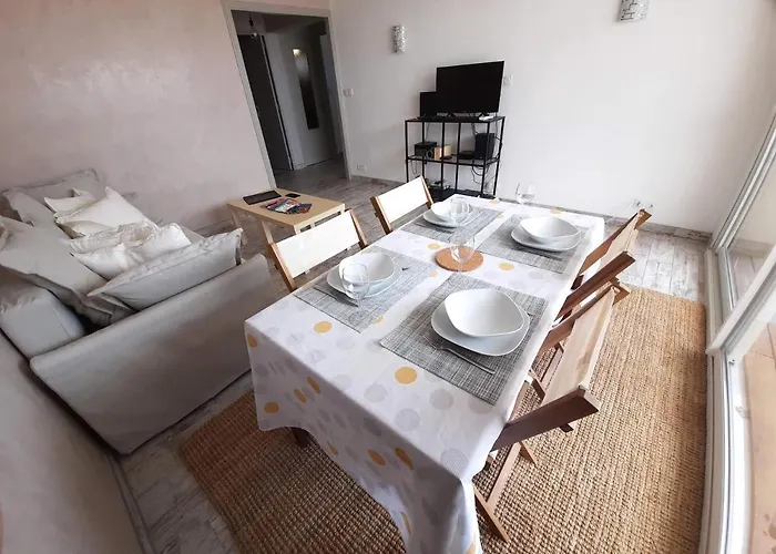 Calypso Apartment *